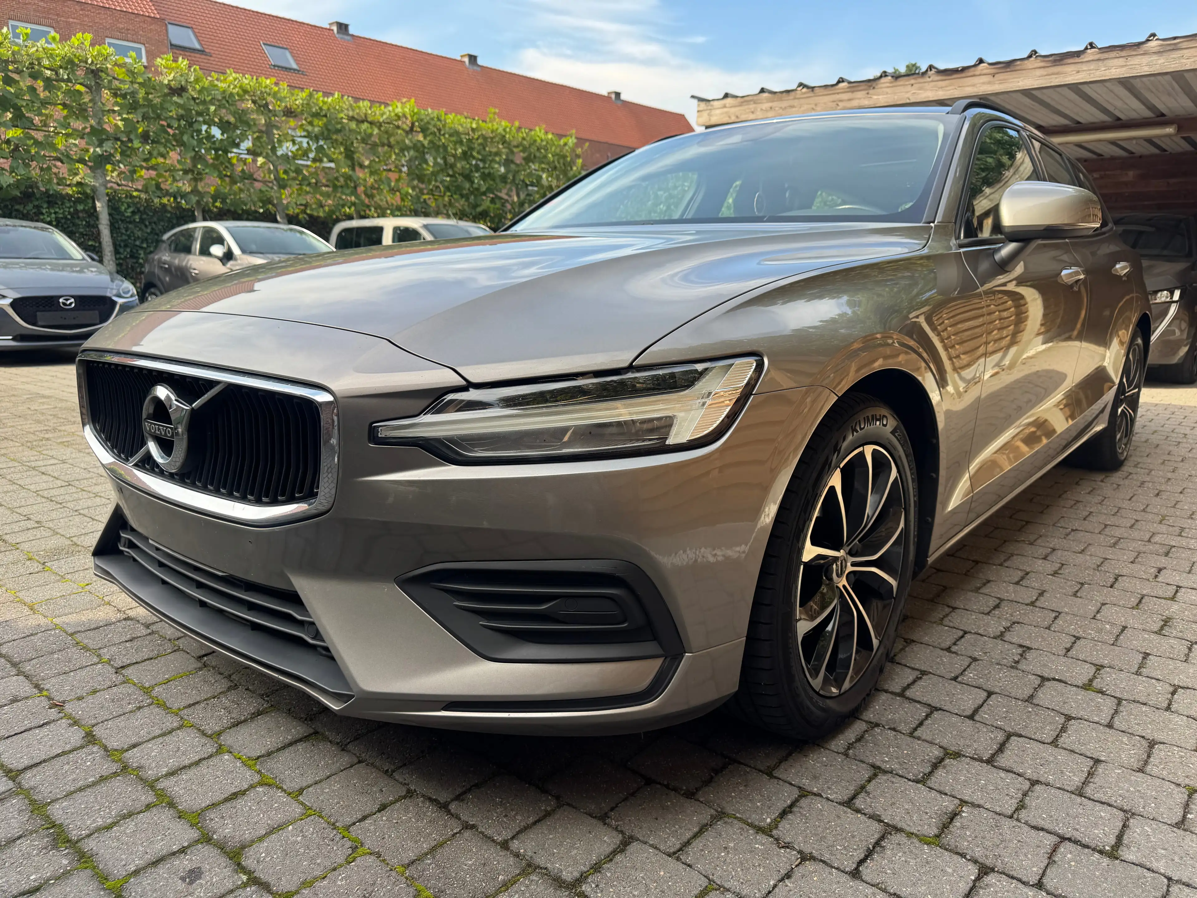 Volvo V60 D3 Momentum Leder, panorama,....11.000,-excl btw — photo 2
