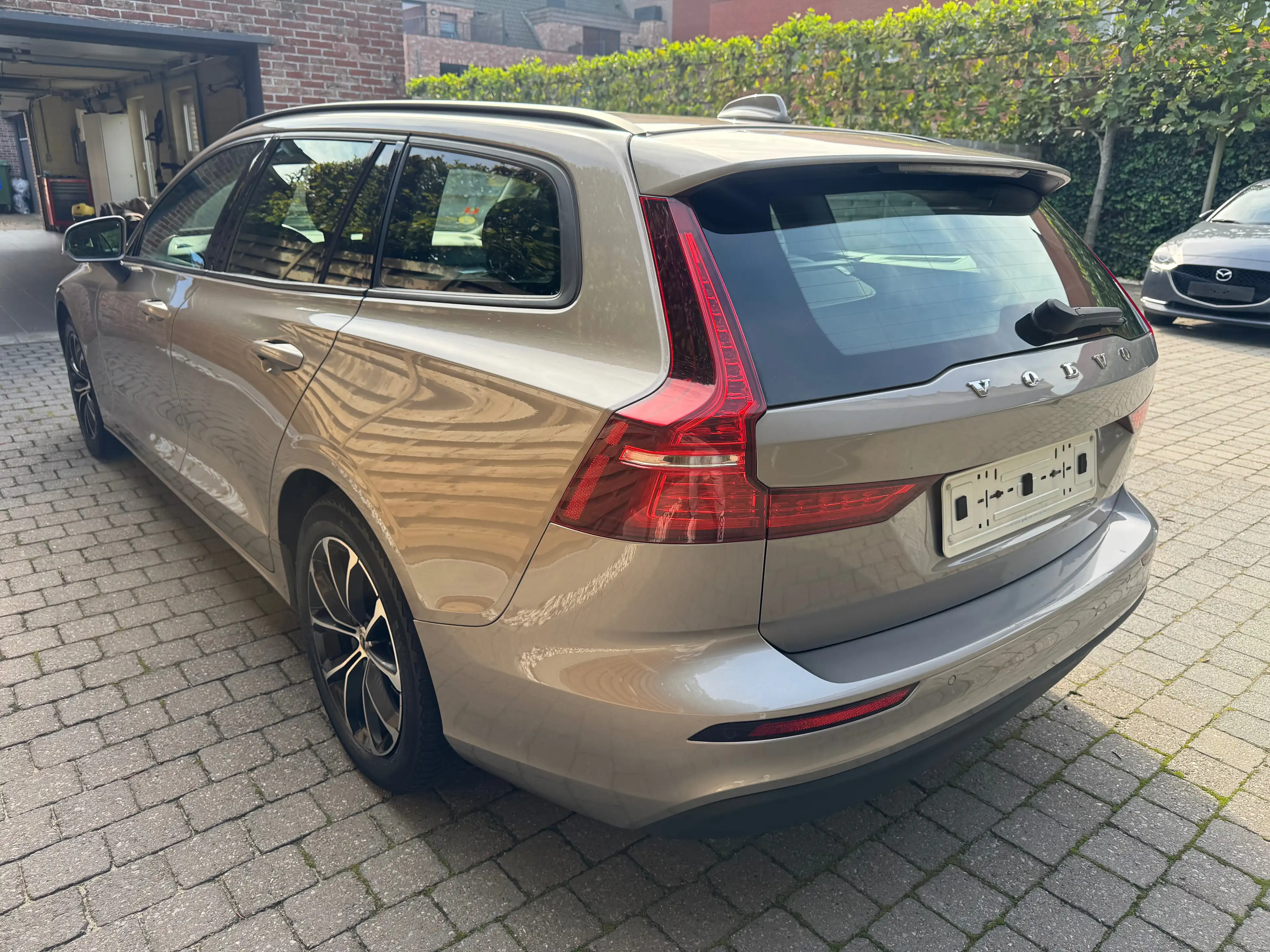 Volvo V60 D3 Momentum Leder, panorama,....11.000,-excl btw — photo 3