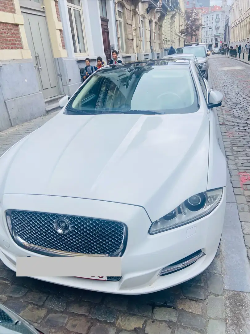 Jaguar XJ V6 3.0 - 275 Diesel S Luxe Empattement Court A - 2