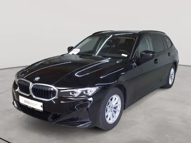 BMW 3 Series view 2