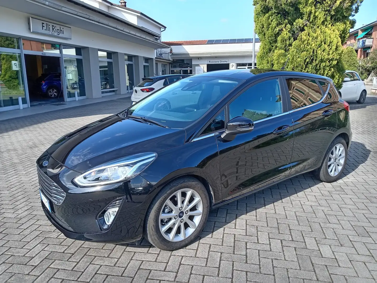 Ford Fiesta 1.0 Ecoboost 95 CV 5 porte Titanium Nero - 1