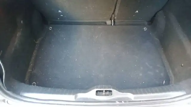 Citroen C4 Cactus view 14
