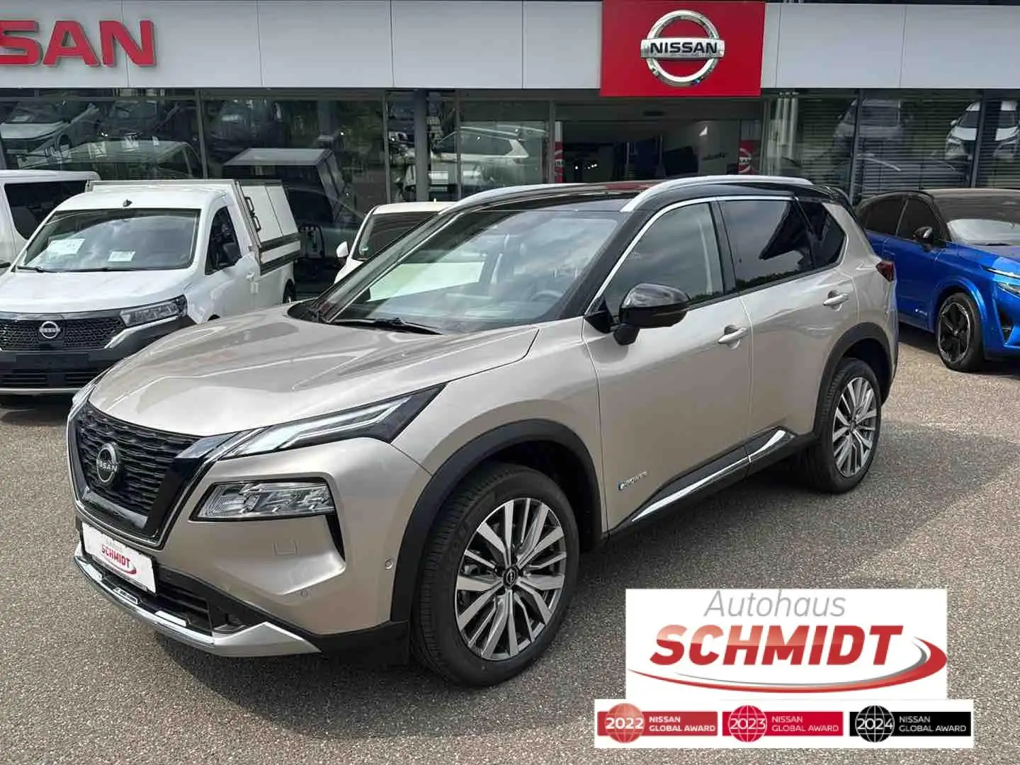 Nissan X-Trail 1.5 VC-T ePower 4x4 Tekna+ 20" Srebrny - 1