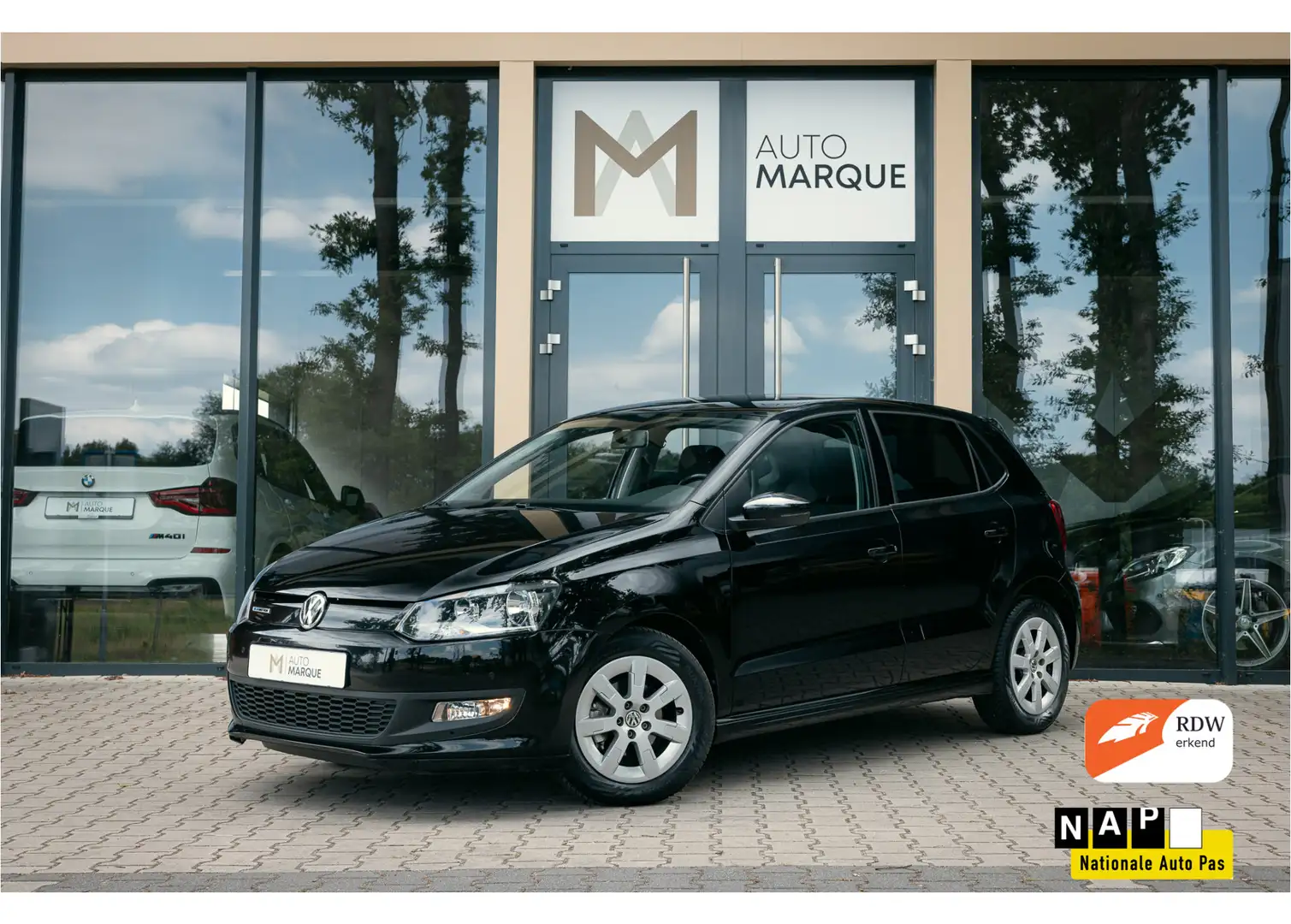 Volkswagen Polo 1.0 TSI DSG 95PK Comfortline | Navigatie | Parkeer Zwart - 1