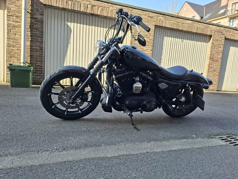 Harley-Davidson 1200 Custom