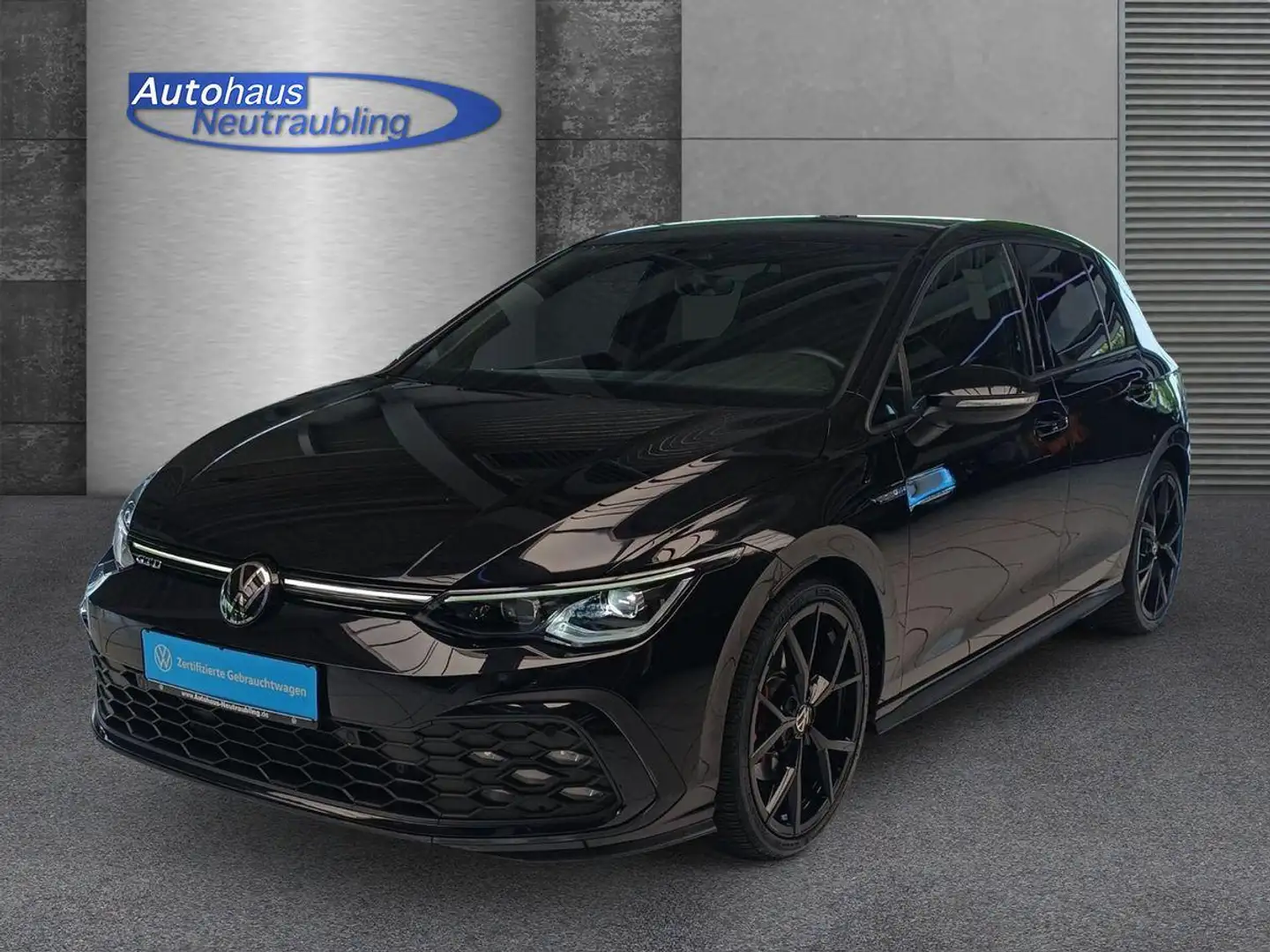 Volkswagen Golf 8 2.0 TDI "GTD" 200 PS DSG+NAVI+ACC+AHK+REARVIEW+ Zwart - 2
