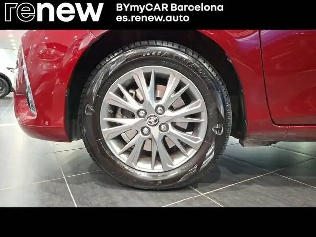 Toyota Yaris view 10