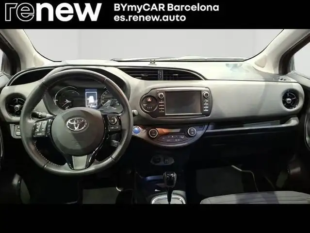 Toyota Yaris view 22