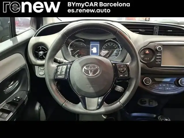 Toyota Yaris view 24