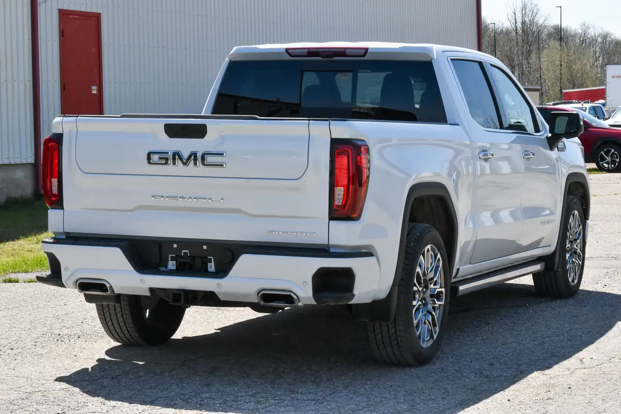 GMC Sierra 1500 снимка GMC Sierra 1500