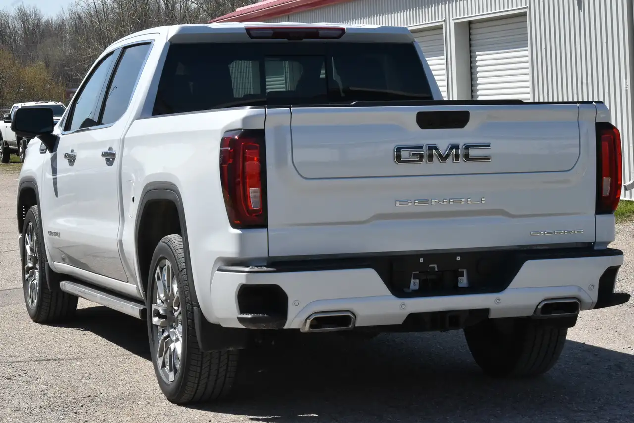 GMC Sierra 1500 снимка GMC Sierra 1500
