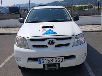 Hilux 2.5D-4D Cabina Doble GX