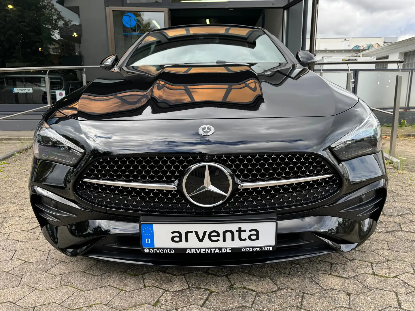 Mercedes-Benz CLE 220 d COUPE AMG|ACC|BURMESTER|HEAD-UP|PANORAMA|SOFORT! Černá - 2