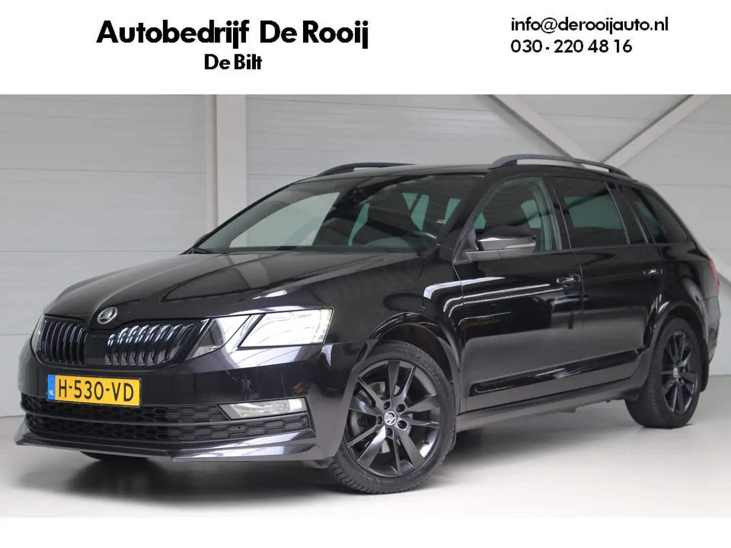 Skoda Octavia Combi 1.0 TSI Greentech Sport Business Navigatie | Zwart - 1