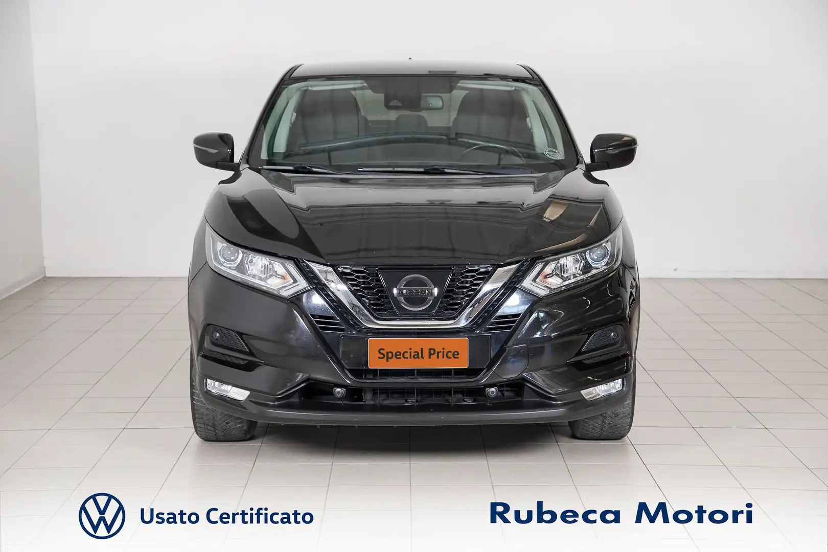 Nissan Qashqai 1.5 DCI Acenta 110CV Zwart - 2