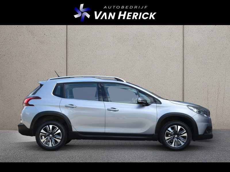 Peugeot 2008 1.2 PureTech Allure 110PK | Navigatie | Climate Co — photo 3