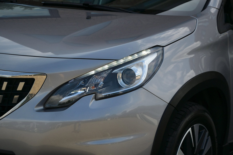 Peugeot 2008 1.2 PureTech Allure 110PK | Navigatie | Climate Co — photo 21