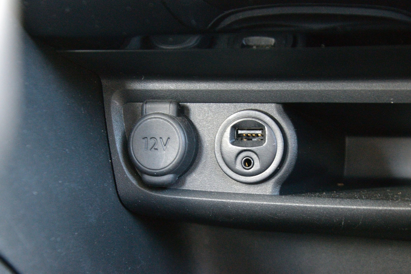 Peugeot 2008 1.2 PureTech Allure 110PK | Navigatie | Climate Co — photo 16