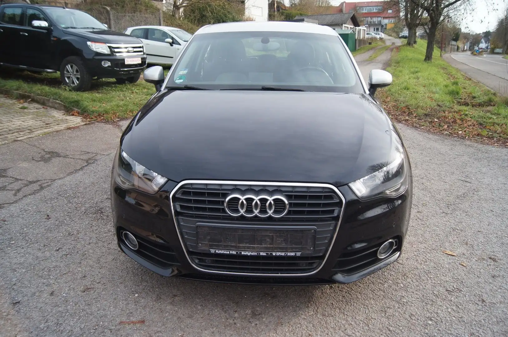 Audi A1 Sportback 1,4 aus 1 Hand, Steuerkette neu Schwarz - 2