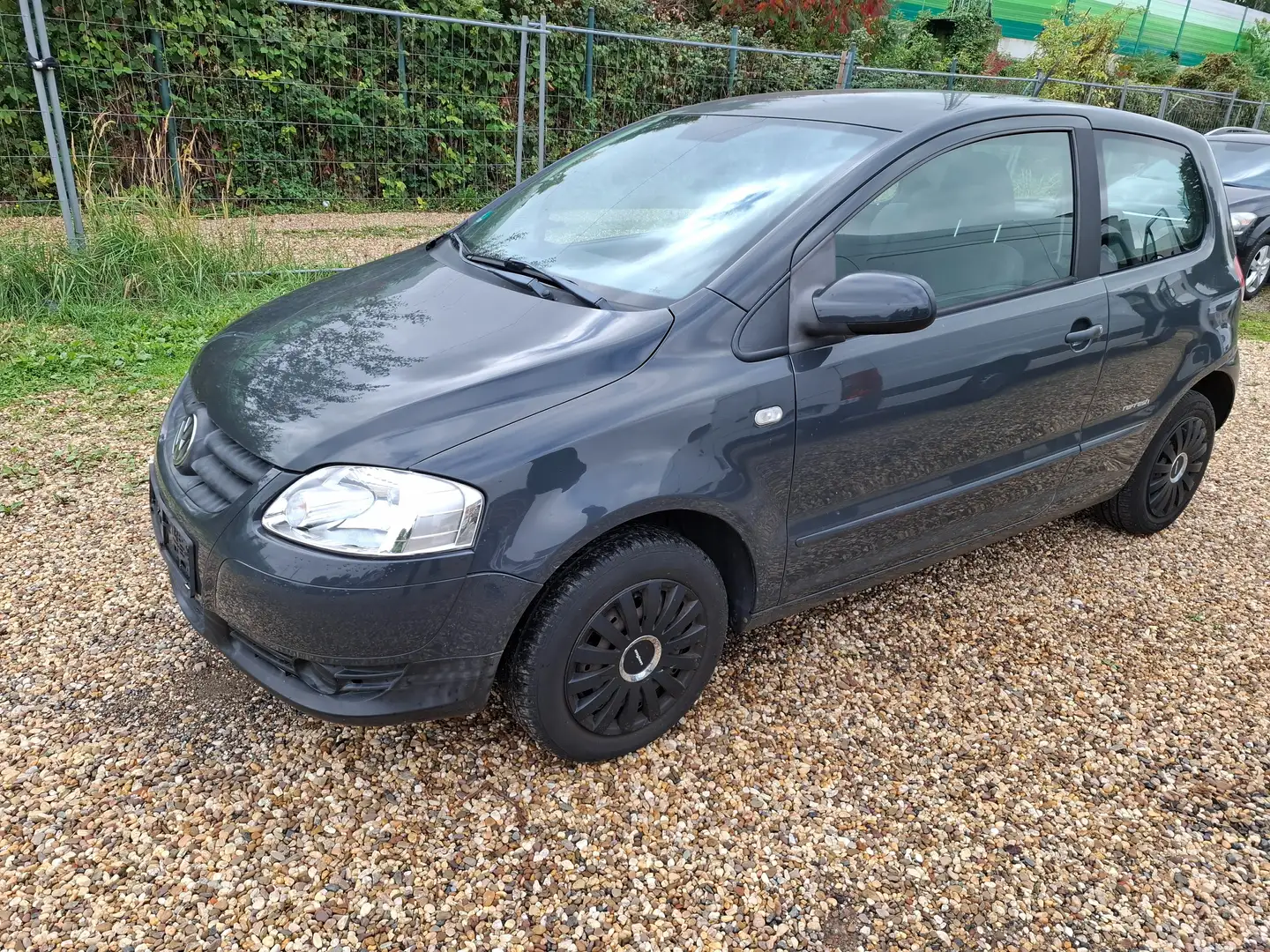Volkswagen Fox Fox 1.2 Refresh Grau - 1