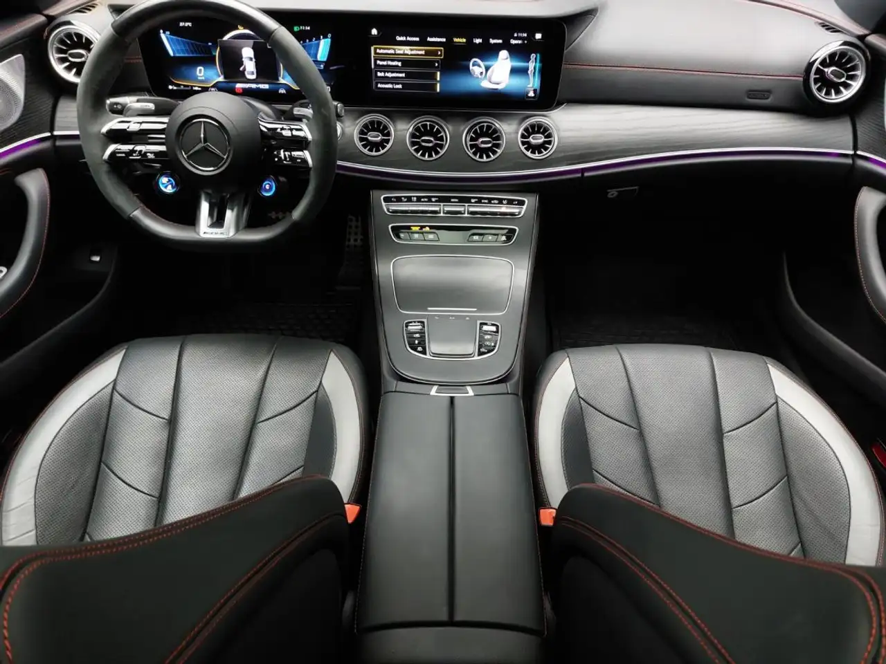 Mercedes-Benz CLS снимка Mercedes-Benz CLS