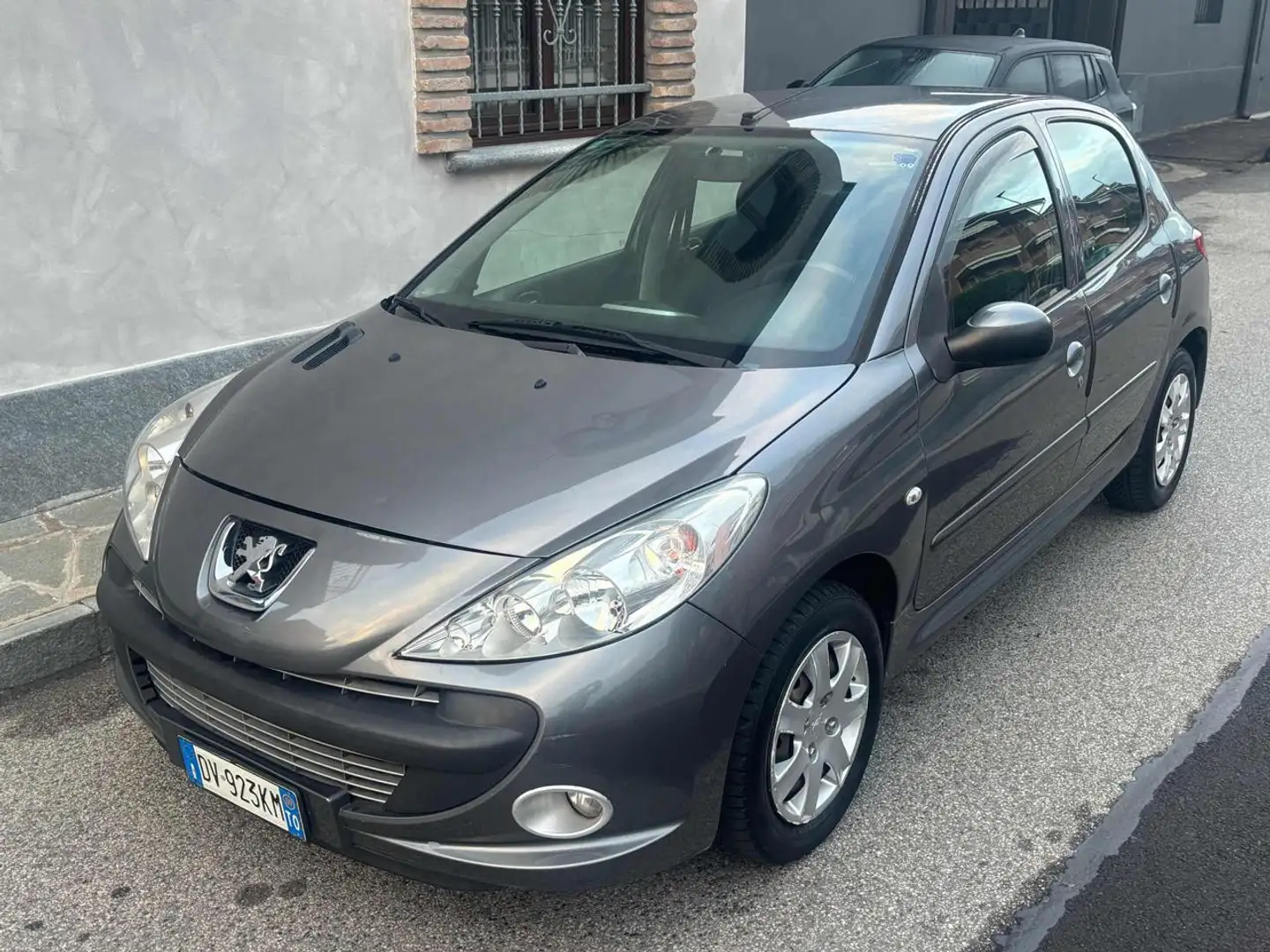 Peugeot 206 Plus 1.1 60CV 5p. Urban Grijs - 1