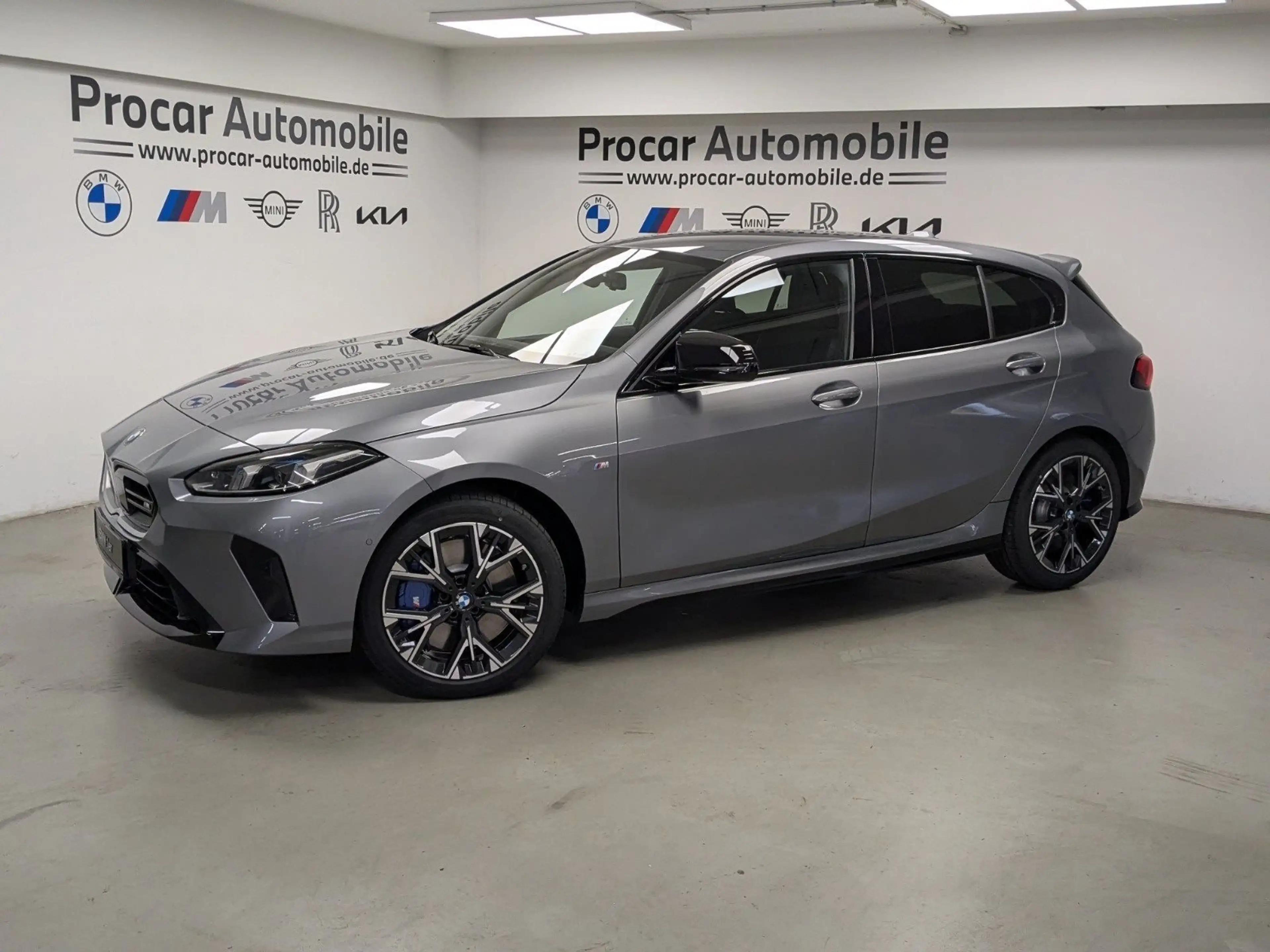 BMW 135 M135 xDrive M Sport RFK NAVI LED H/K 18" M LM — photo 2