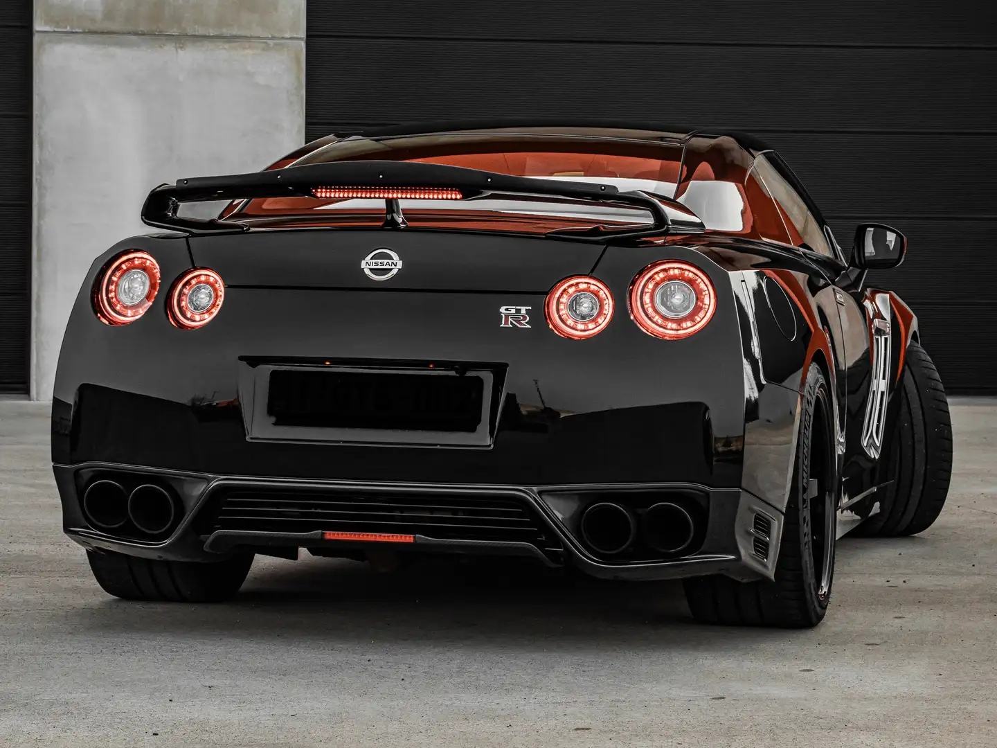 Nissan GT-R Black Edition Black - 2