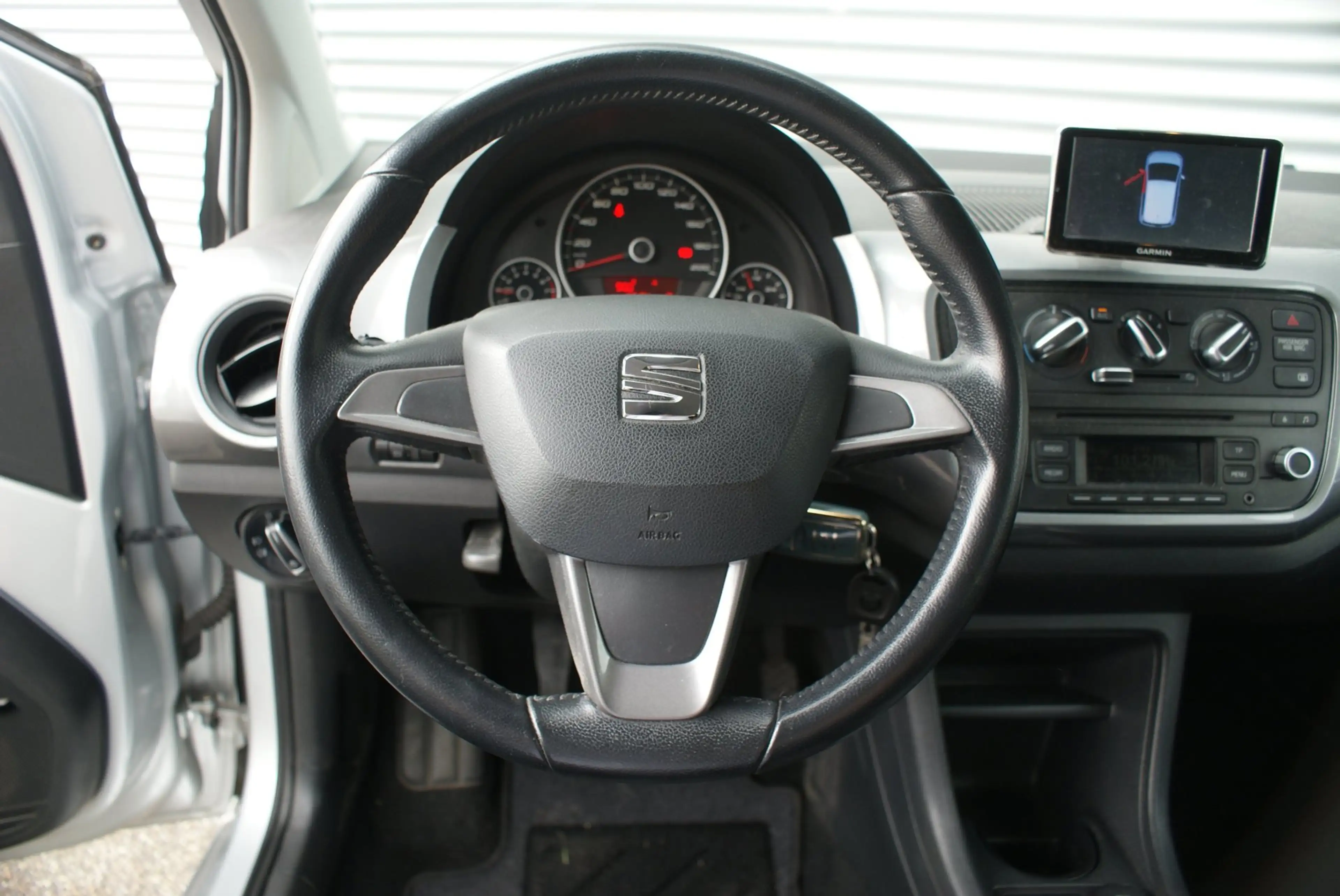SEAT Mii 1.0 Sport Connect | Airco | Cruise | Navigatie | P — photo 18