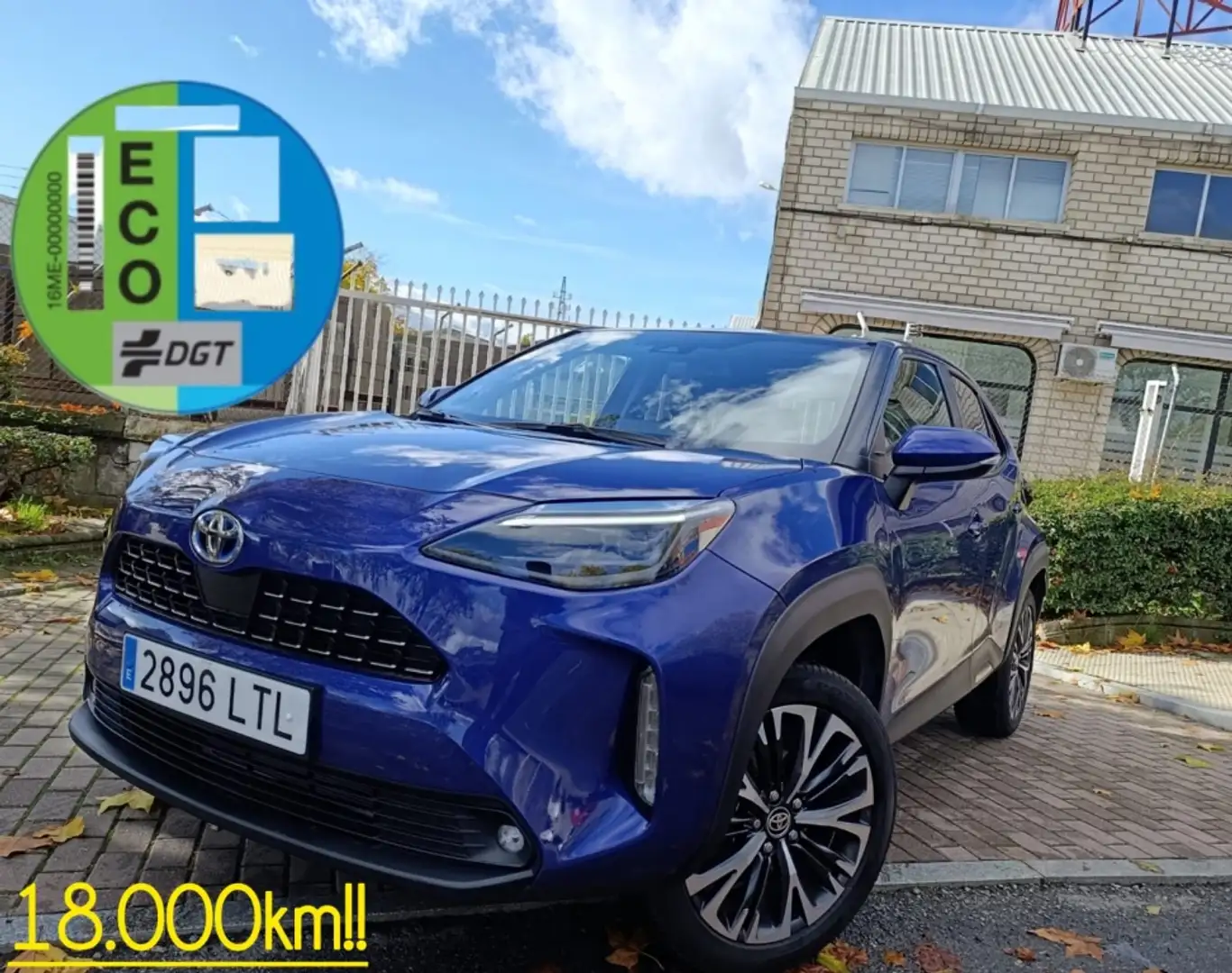Toyota Yaris Cross 120H Style Plus Bleu - 2