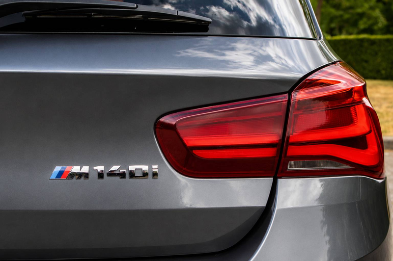 BMW 140 i - HK - Nav Pro - Bronze Details - Leather — photo 11
