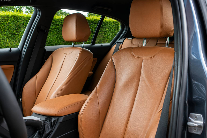 BMW 140 i - HK - Nav Pro - Bronze Details - Leather — photo 15