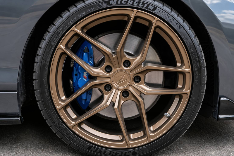 BMW 140 i - HK - Nav Pro - Bronze Details - Leather — photo 7