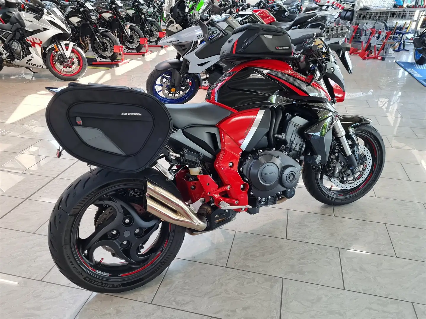 Honda CB 1000 Roşu - 2