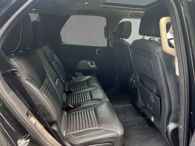 Land Rover Discovery view 6