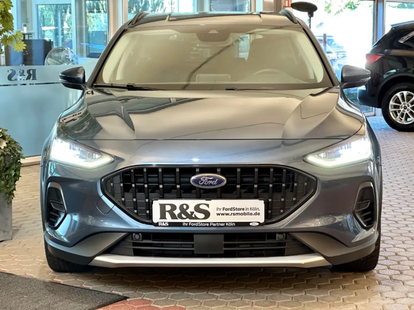Ford Focus Turnier Active Style+Automatik+Kamera Bleu - 2
