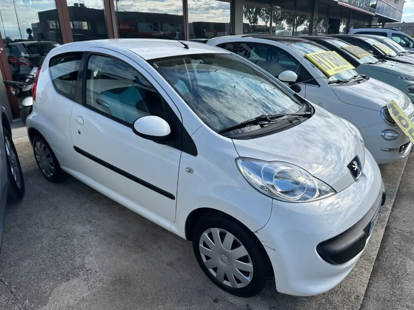 Peugeot 107 1.0 68CV 3p. Sweet Years Blanc - 2