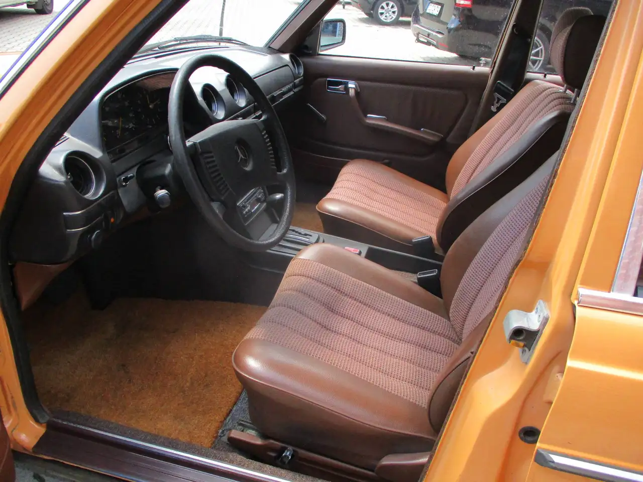 Mercedes-Benz Baureihe 123 240 D automatik H-Kennzeichn, foto 5