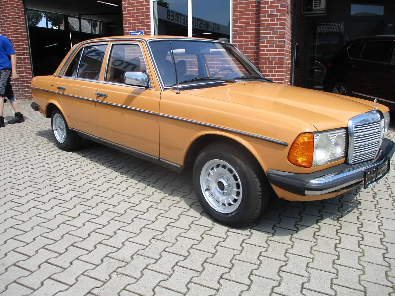 Mercedes-Benz Baureihe 123 240 D automatik H-Kennzeichn, foto 6