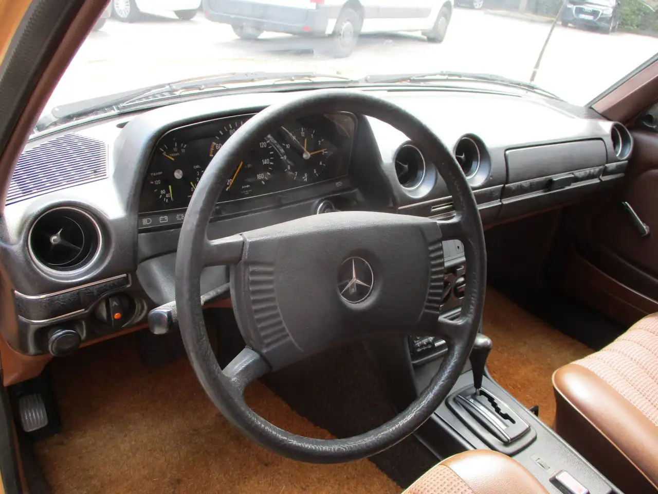 Mercedes-Benz Baureihe 123 240 D automatik H-Kennzeichn, foto 9