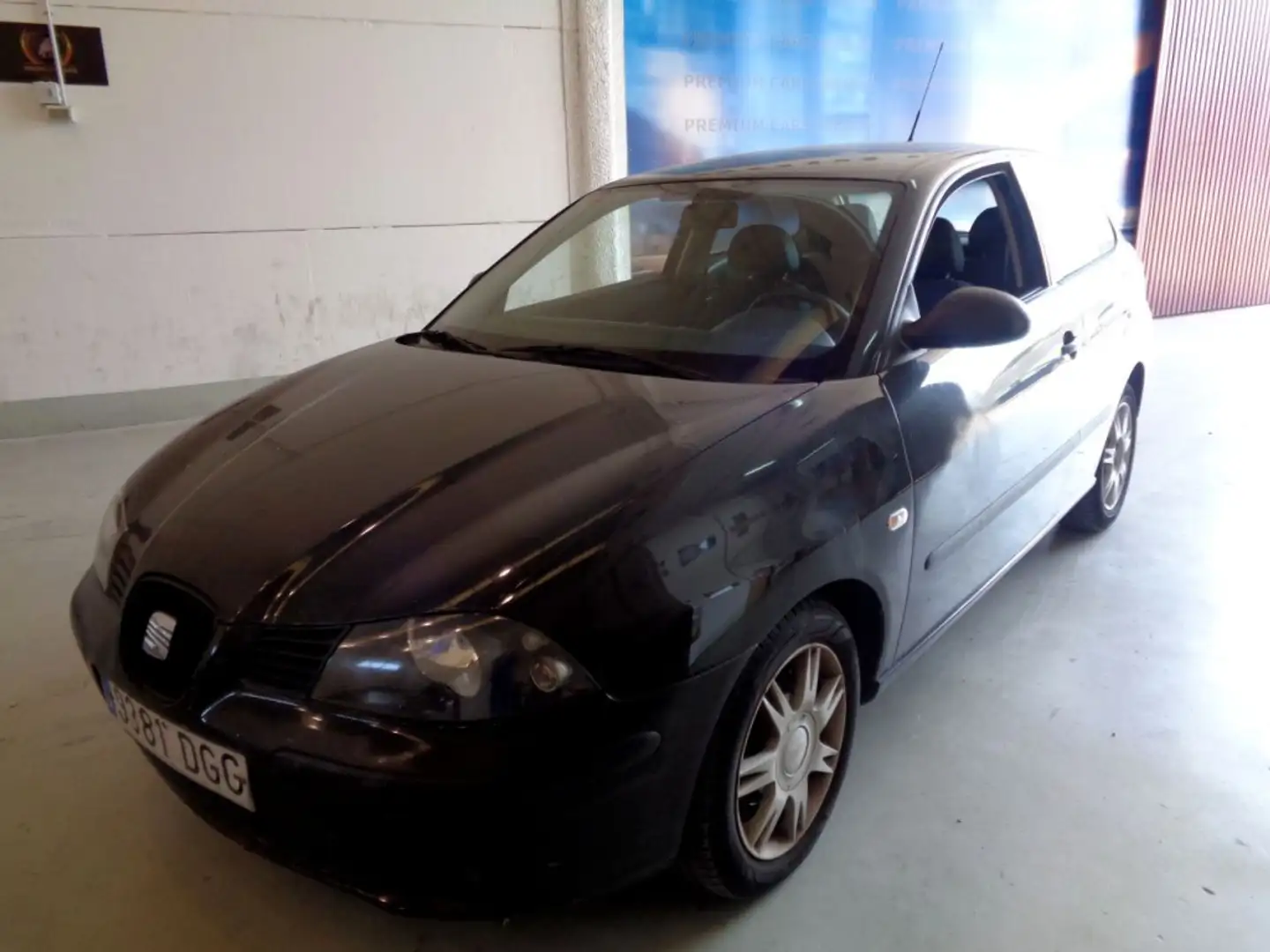 SEAT Ibiza 1.4 TDi Fresh Negro - 1