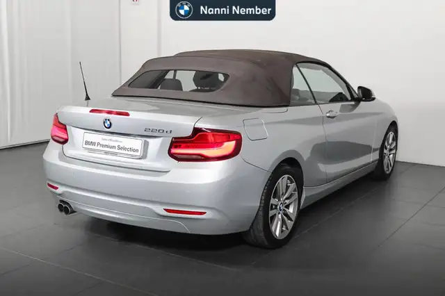 BMW 2 Series view 3