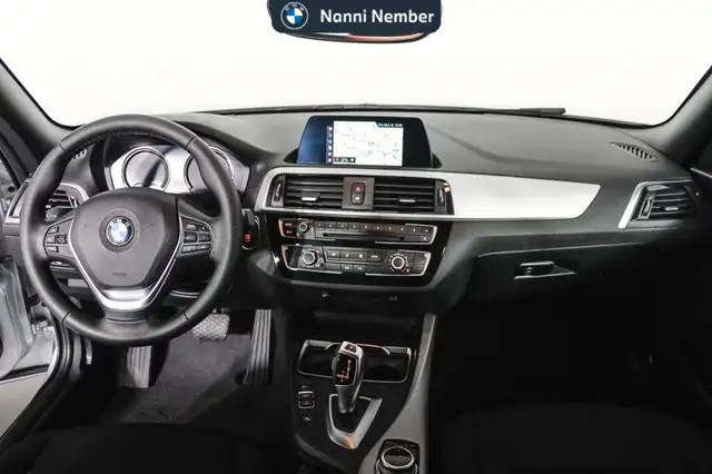 BMW 2 Series view 11