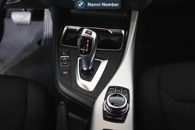 BMW 2 Series view 13