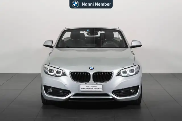 BMW 2 Series view 2