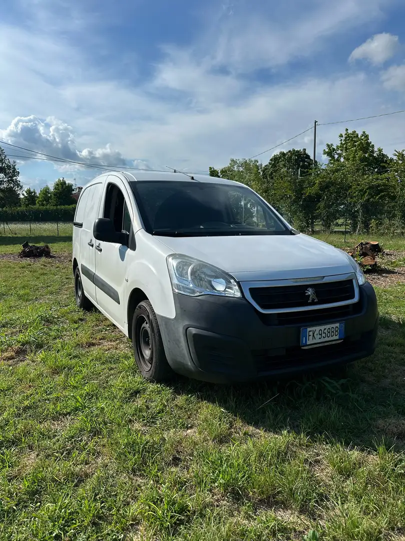 Peugeot Partner Bianco - 2