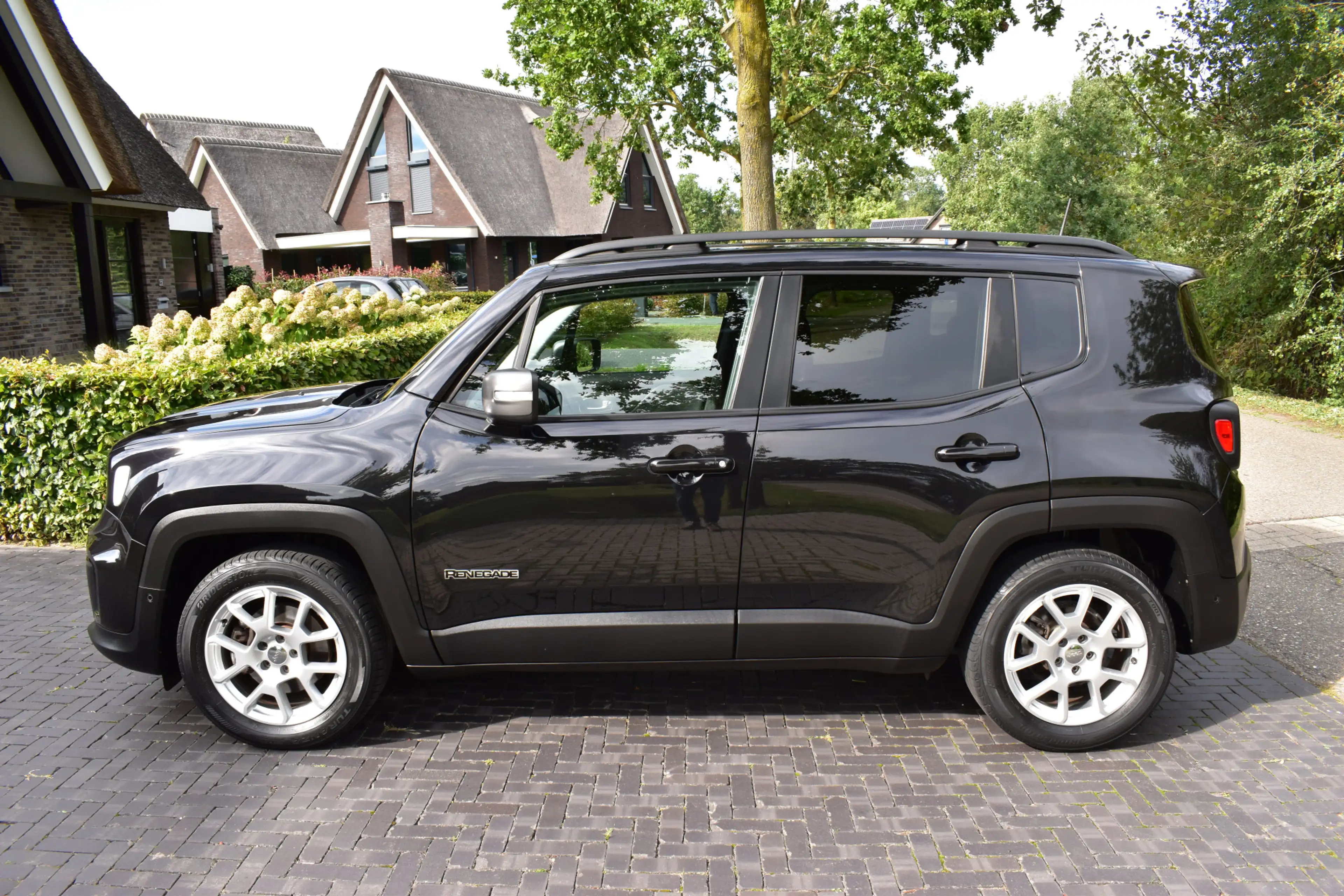 Jeep Renegade 1.3T DDCT S AUT. 59DKM! NIEUWSTAAT. — photo 38