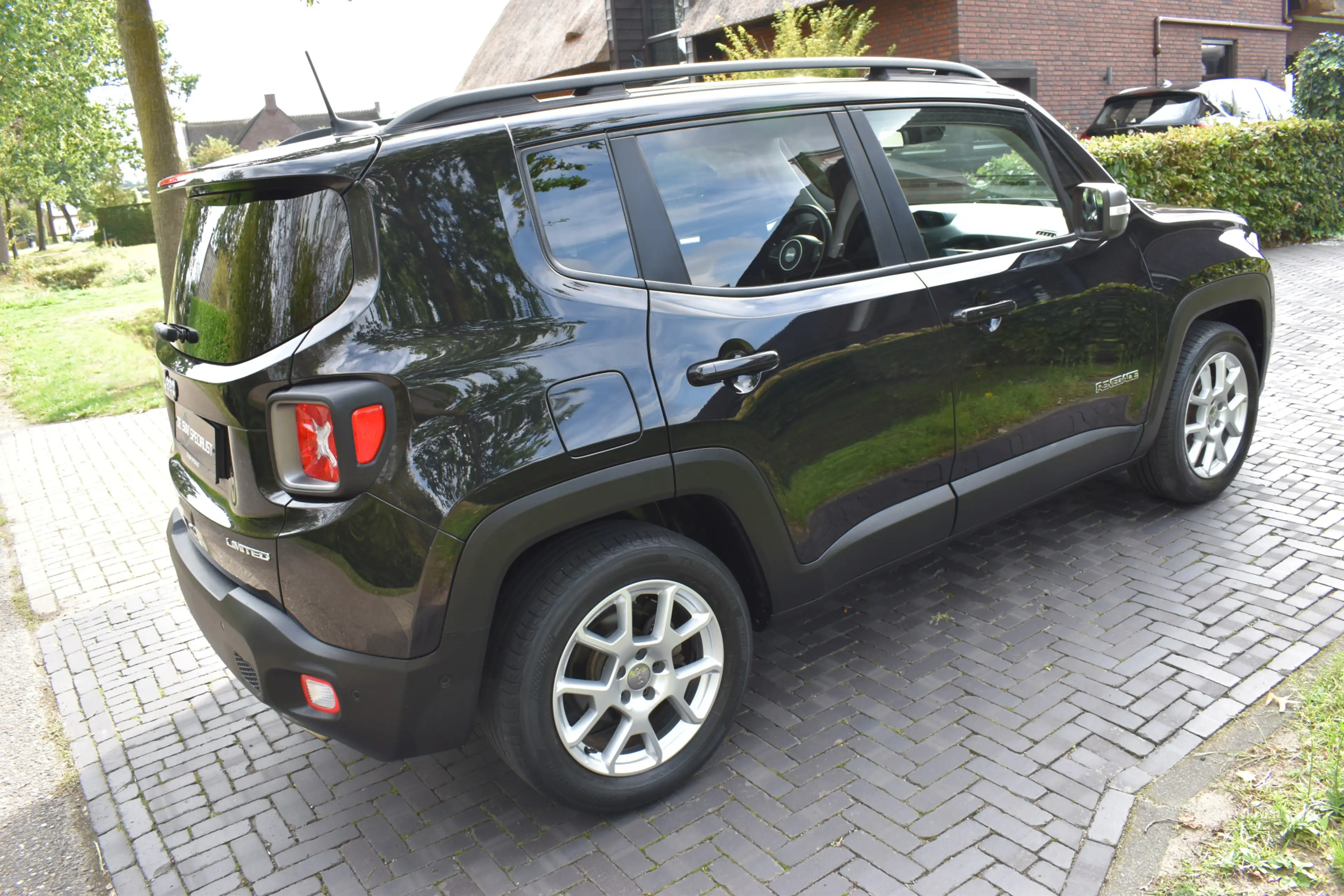 Jeep Renegade 1.3T DDCT S AUT. 59DKM! NIEUWSTAAT. — photo 41
