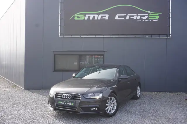 Audi A4 A4 2.0 TDi-Navi-BT-CruiseC-ZetelV-Garantie