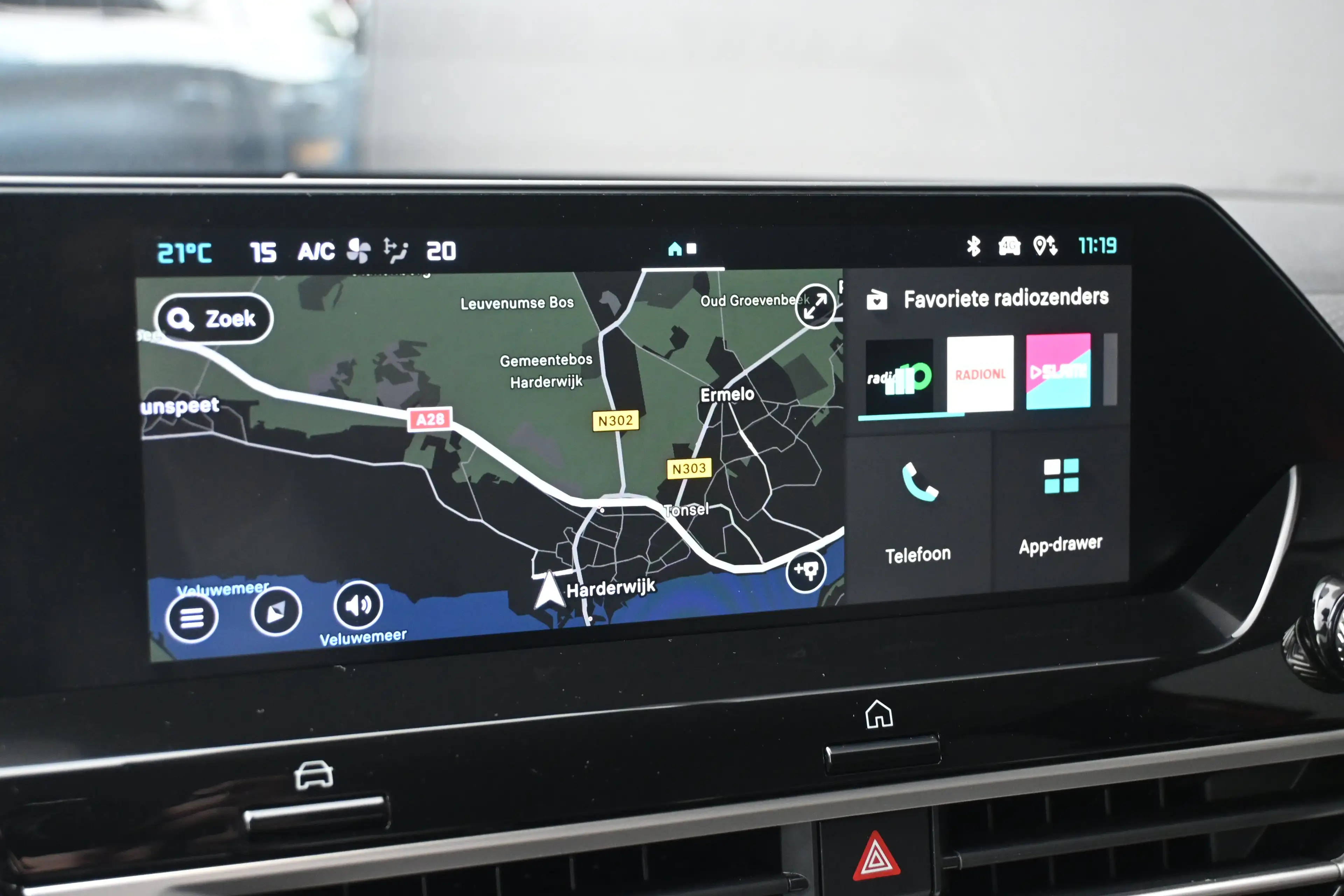 Citroen C4 1.2 Hybrid 136 Max | Adaptive Cruise Control | HUD — photo 20